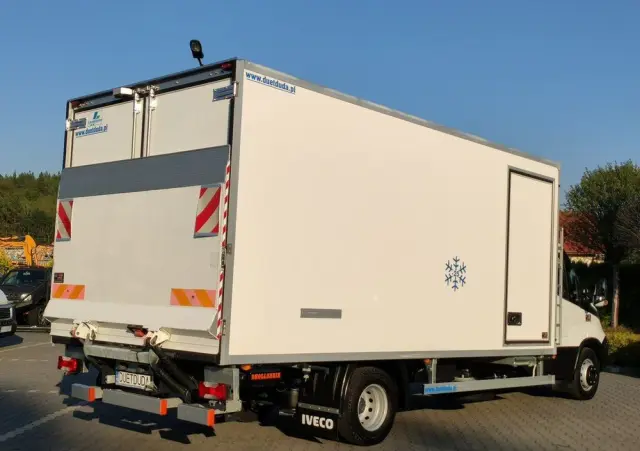 IVECO Daily 70C17 Mroźnia Ściana Grodziowa Multitemperatura 