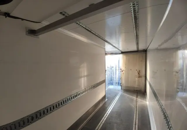 IVECO Daily 70C17 Mroźnia Ściana Grodziowa Multitemperatura 