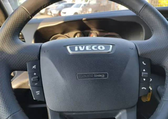 IVECO Daily 70C17 Mroźnia Ściana Grodziowa Multitemperatura 