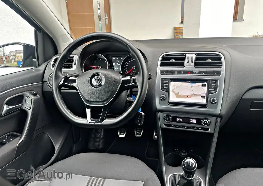 VOLKSWAGEN Polo 1.4 TDI Blue Motion Technology Allstar