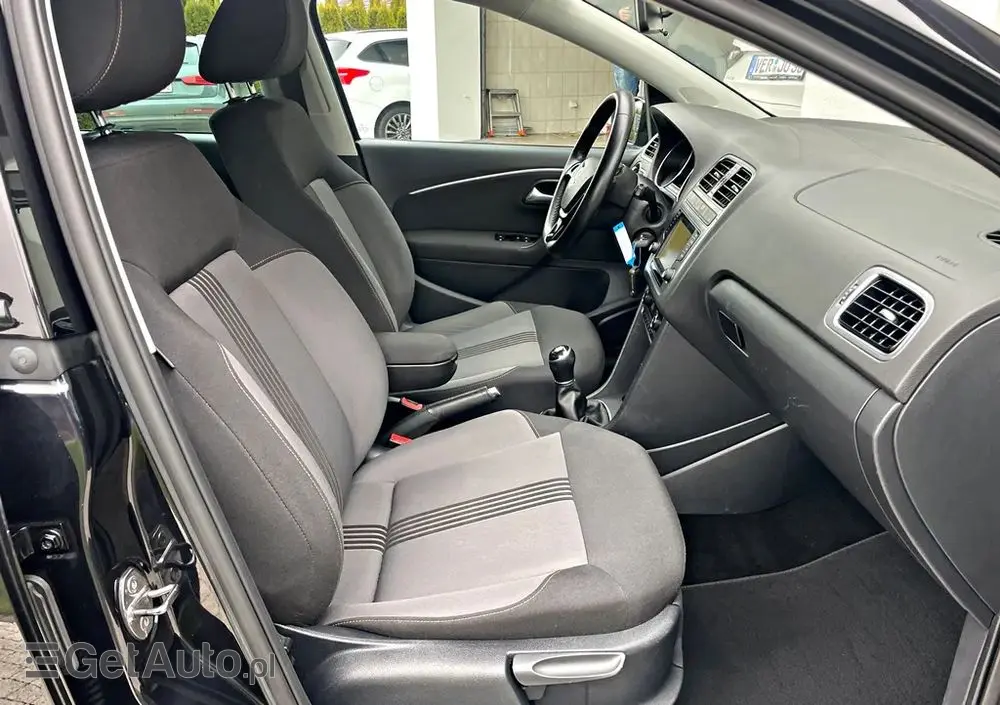 VOLKSWAGEN Polo 1.4 TDI Blue Motion Technology Allstar