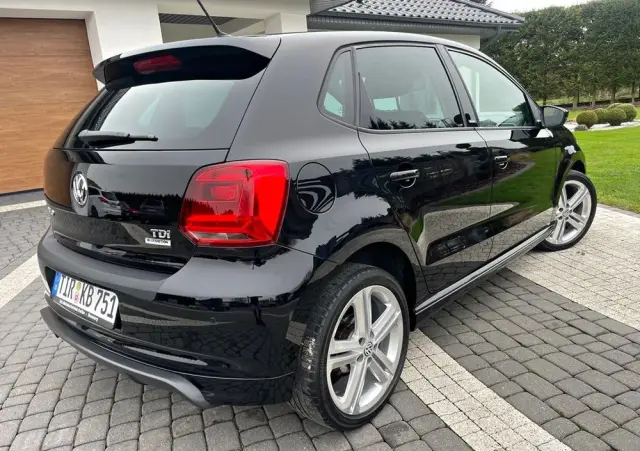 VOLKSWAGEN Polo 1.4 TDI Blue Motion Technology Allstar