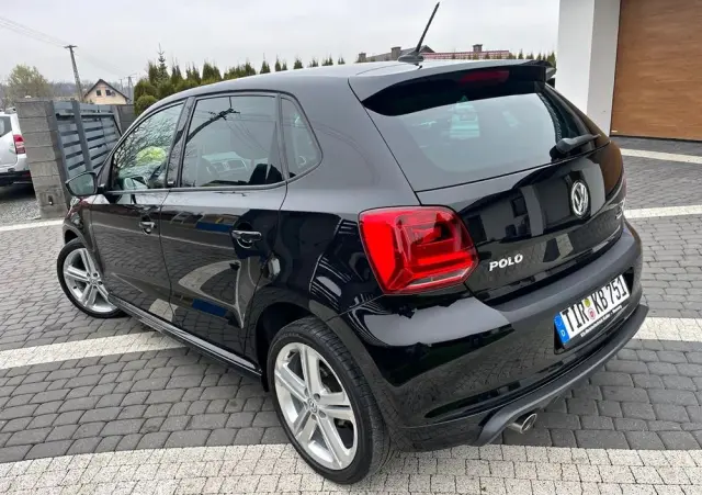 VOLKSWAGEN Polo 1.4 TDI Blue Motion Technology Allstar