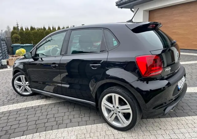 VOLKSWAGEN Polo 1.4 TDI Blue Motion Technology Allstar