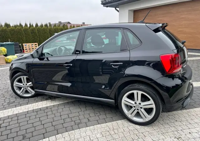 VOLKSWAGEN Polo 1.4 TDI Blue Motion Technology Allstar