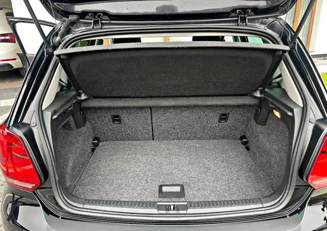 VOLKSWAGEN Polo 1.4 TDI Blue Motion Technology Allstar