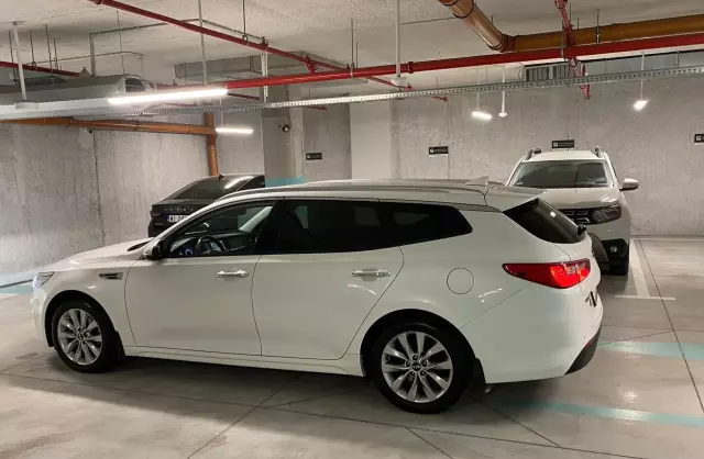 KIA Optima 