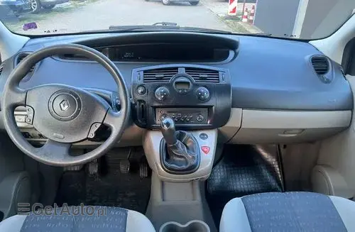 RENAULT Grand Scenic 