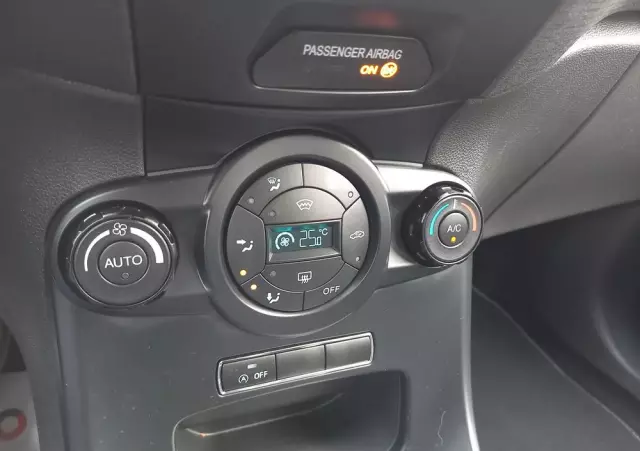 FORD Fiesta 1.0 EcoBoost Start-Stop ST-LINE