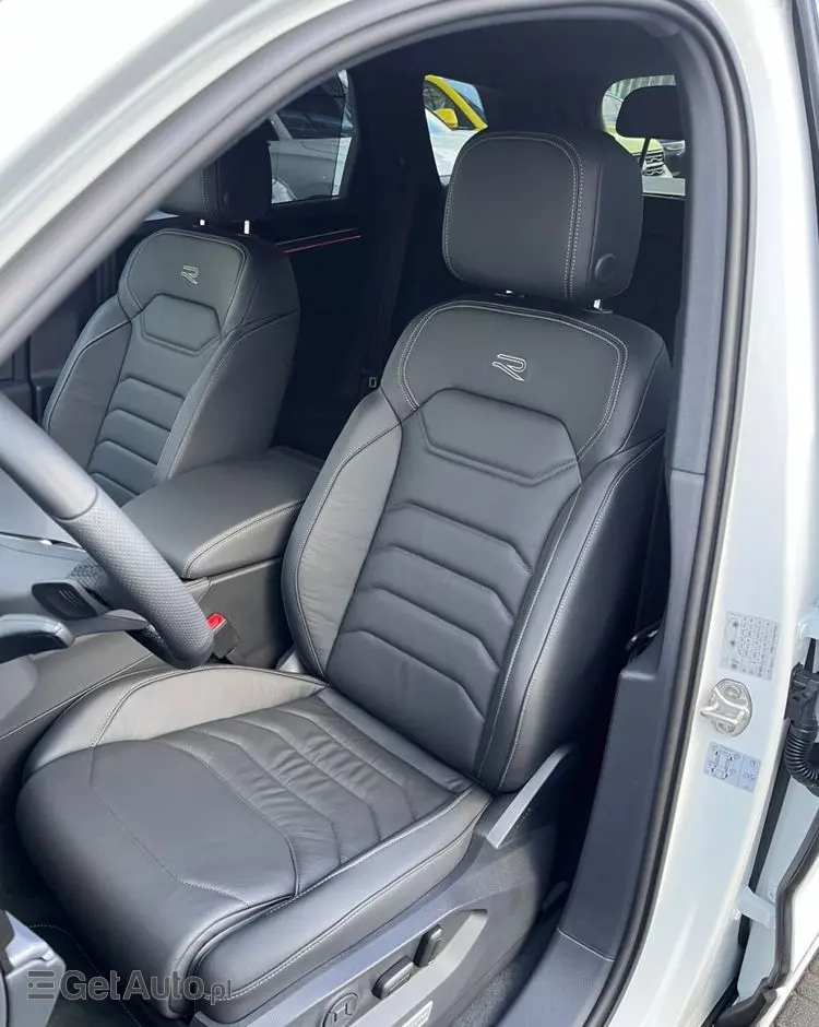 VOLKSWAGEN Touareg 3.0 V6 TDI 4Motion R-Line