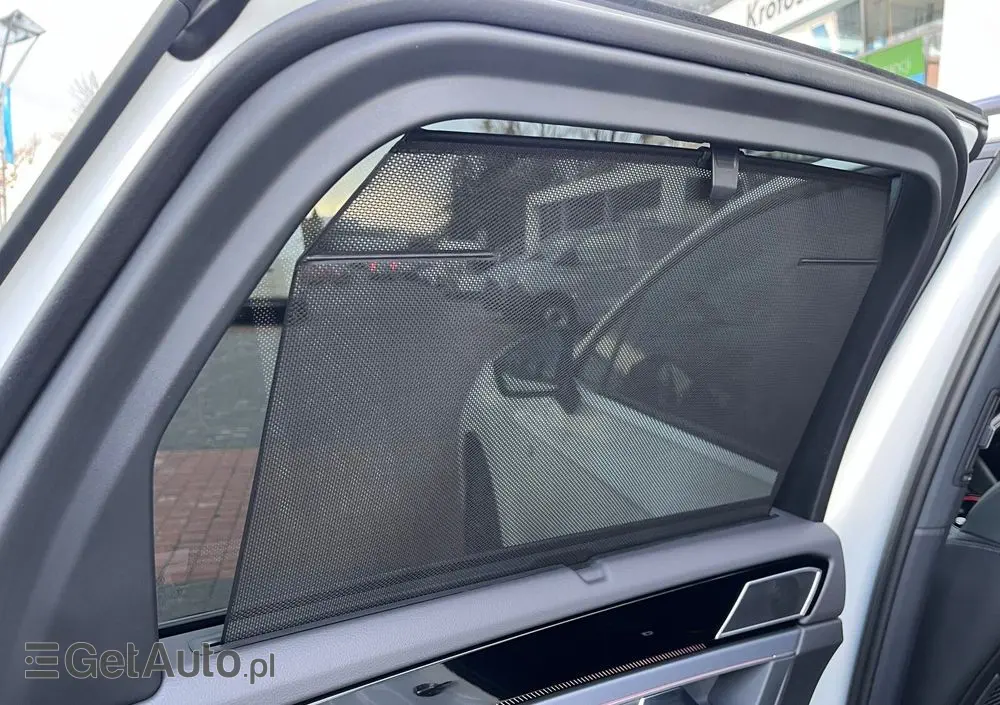 VOLKSWAGEN Touareg 3.0 V6 TDI 4Motion R-Line