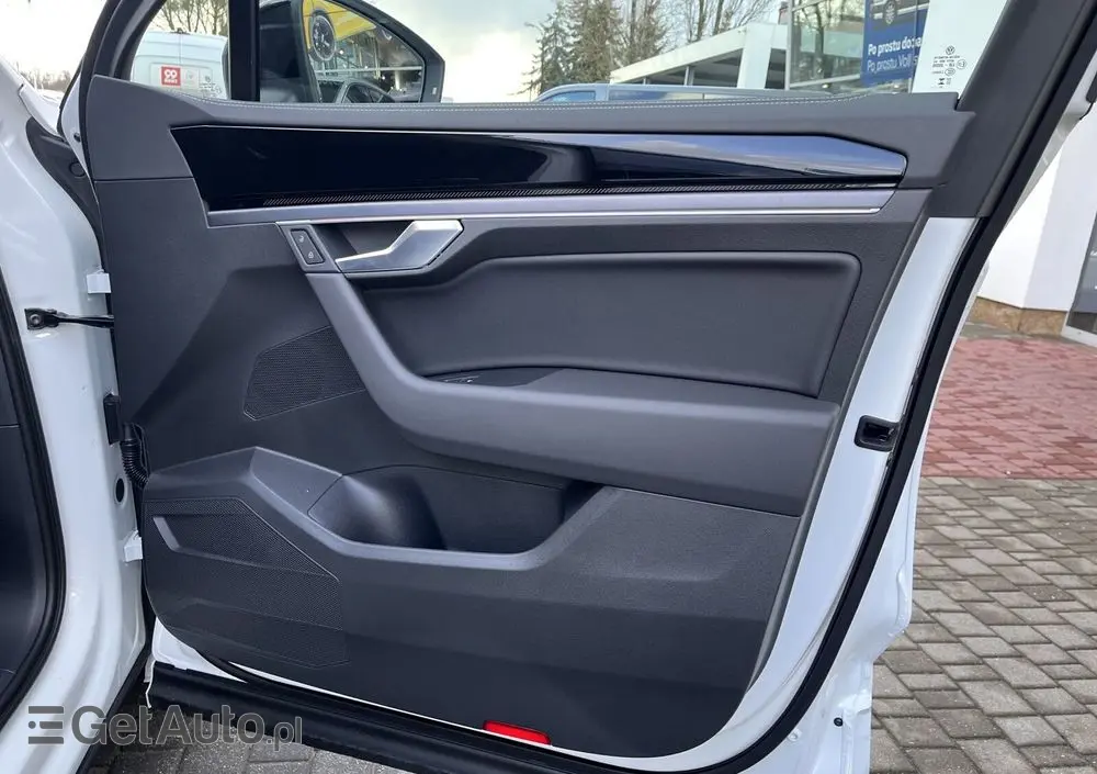 VOLKSWAGEN Touareg 3.0 V6 TDI 4Motion R-Line