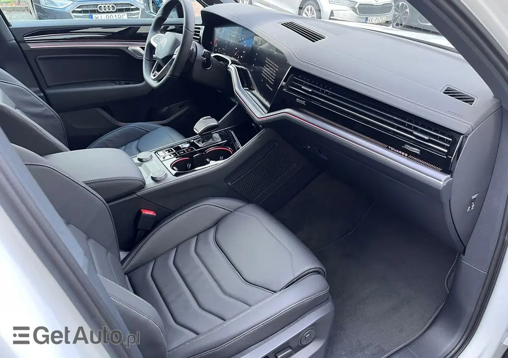 VOLKSWAGEN Touareg 3.0 V6 TDI 4Motion R-Line