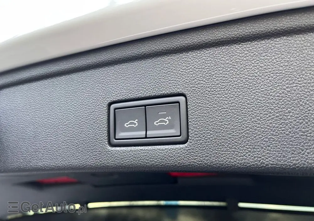 VOLKSWAGEN Touareg 3.0 V6 TDI 4Motion R-Line