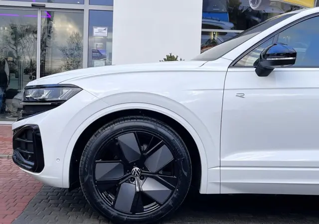 VOLKSWAGEN Touareg 3.0 V6 TDI 4Motion R-Line