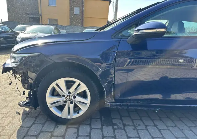 VOLKSWAGEN Golf 1.5 TSI OPF Style