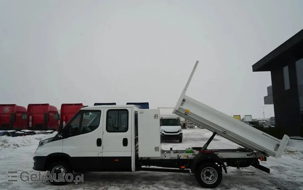 IVECO DAILY 35-160 / WYWROTKA / BRYGADÓWKA - 6 MIEJSC  / BLIŹNIAK / MANUAL / 2023 R / SPROWADZONY 