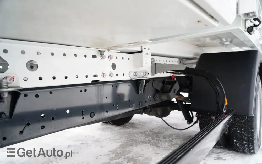 IVECO DAILY 35-160 / WYWROTKA / BRYGADÓWKA - 6 MIEJSC  / BLIŹNIAK / MANUAL / 2023 R / SPROWADZONY 