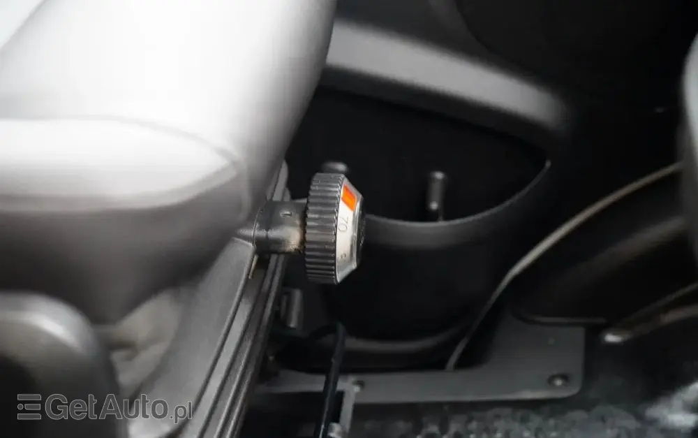 IVECO DAILY 35-160 / WYWROTKA / BRYGADÓWKA - 6 MIEJSC  / BLIŹNIAK / MANUAL / 2023 R / SPROWADZONY 