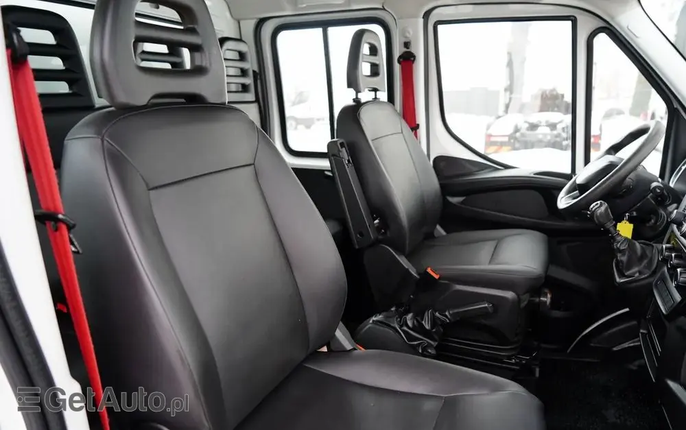 IVECO DAILY 35-160 / WYWROTKA / BRYGADÓWKA - 6 MIEJSC  / BLIŹNIAK / MANUAL / 2023 R / SPROWADZONY 