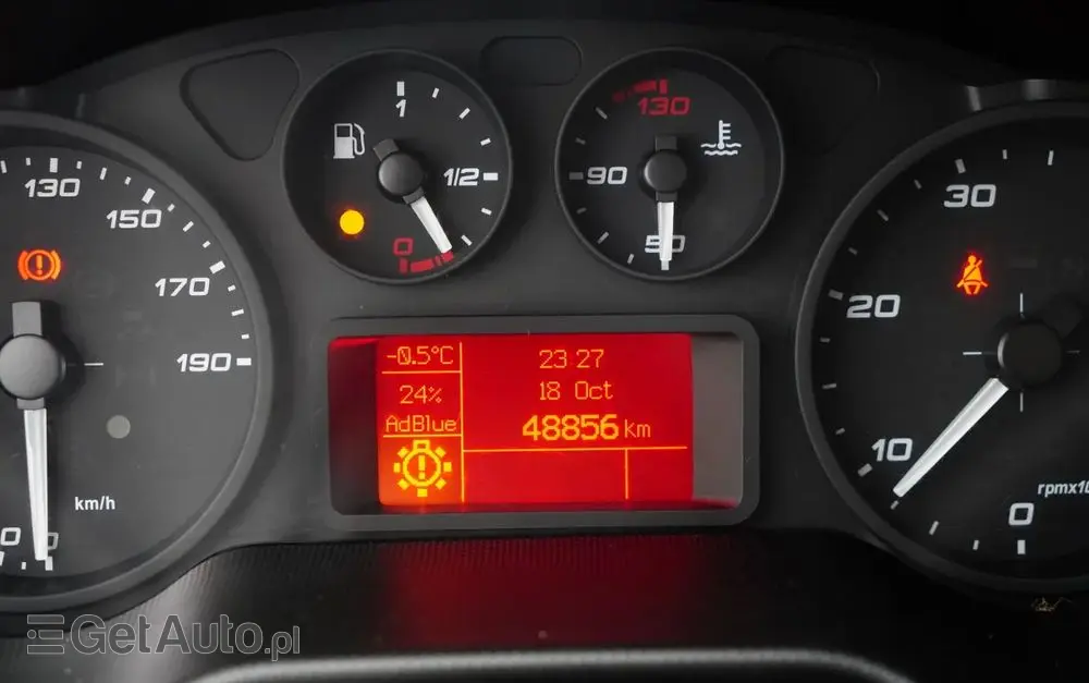 IVECO DAILY 35-160 / WYWROTKA / BRYGADÓWKA - 6 MIEJSC  / BLIŹNIAK / MANUAL / 2023 R / SPROWADZONY 