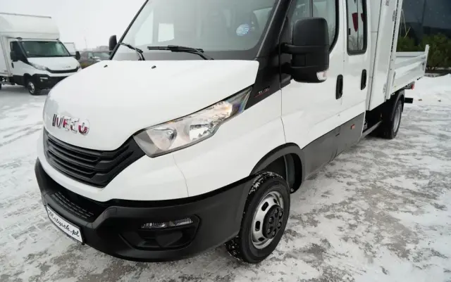 IVECO DAILY 35-160 / WYWROTKA / BRYGADÓWKA - 6 MIEJSC  / BLIŹNIAK / MANUAL / 2023 R / SPROWADZONY 
