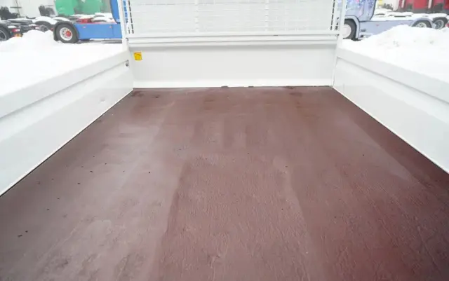 IVECO DAILY 35-160 / WYWROTKA / BRYGADÓWKA - 6 MIEJSC  / BLIŹNIAK / MANUAL / 2023 R / SPROWADZONY 