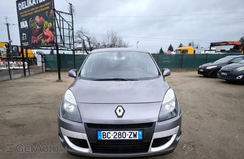 RENAULT Scenic 