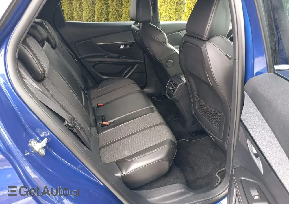 PEUGEOT 3008 1.2 PureTech Allure S&S