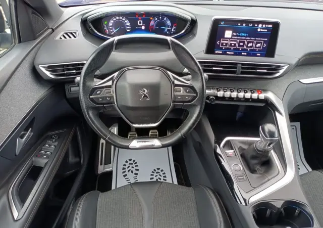 PEUGEOT 3008 1.2 PureTech Allure S&S