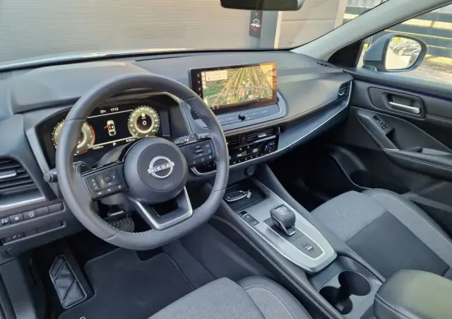 NISSAN Qashqai 1.3 DIG-T MHEV Xtronic N-Connecta