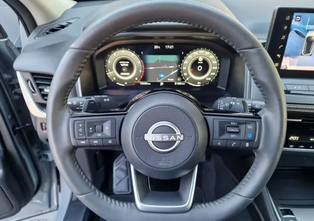 NISSAN Qashqai 1.3 DIG-T MHEV Xtronic N-Connecta