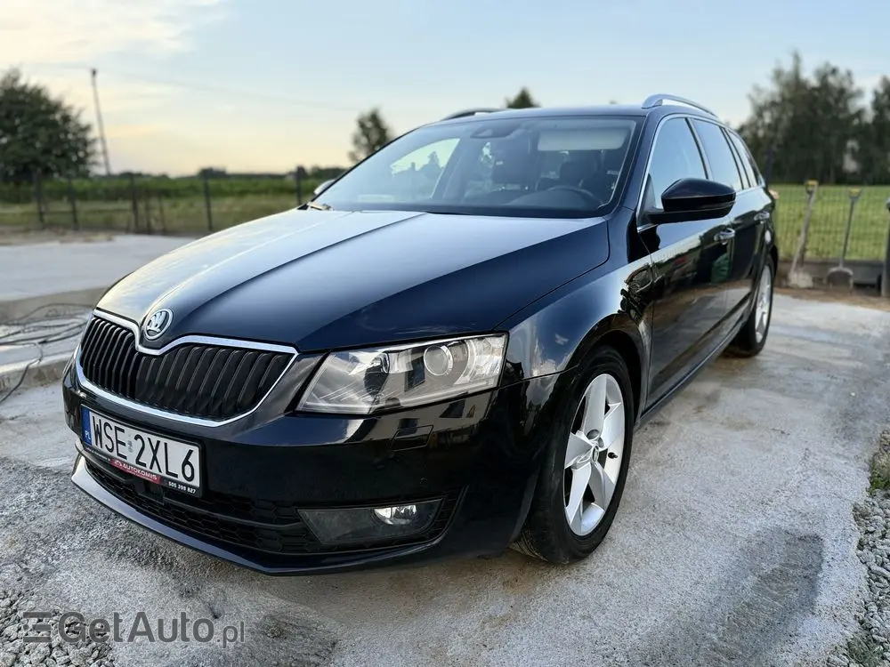 SKODA Octavia 