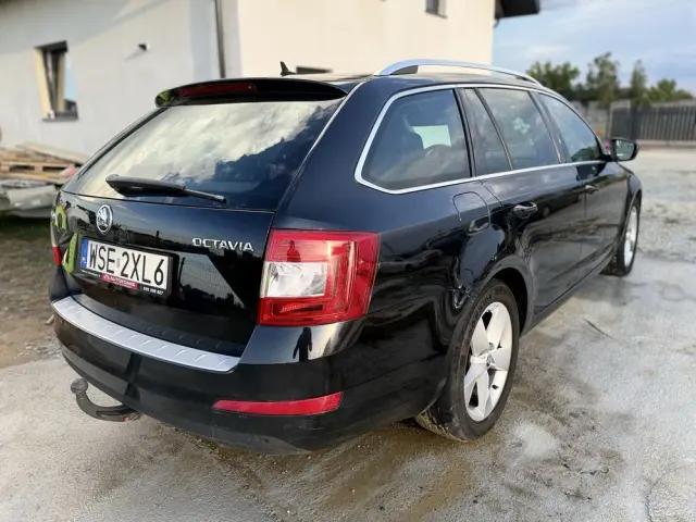 SKODA Octavia 
