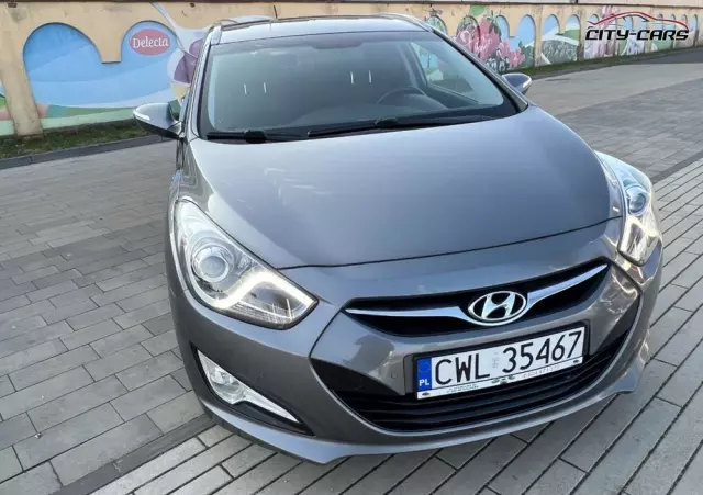 HYUNDAI I40 