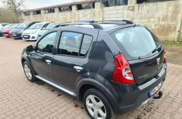 DACIA Sandero 1.6 (85 KM)
