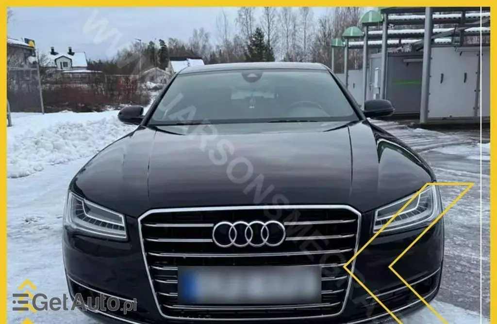 AUDI A8 
