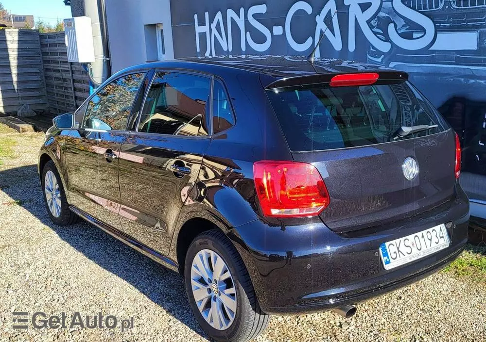 VOLKSWAGEN Polo 