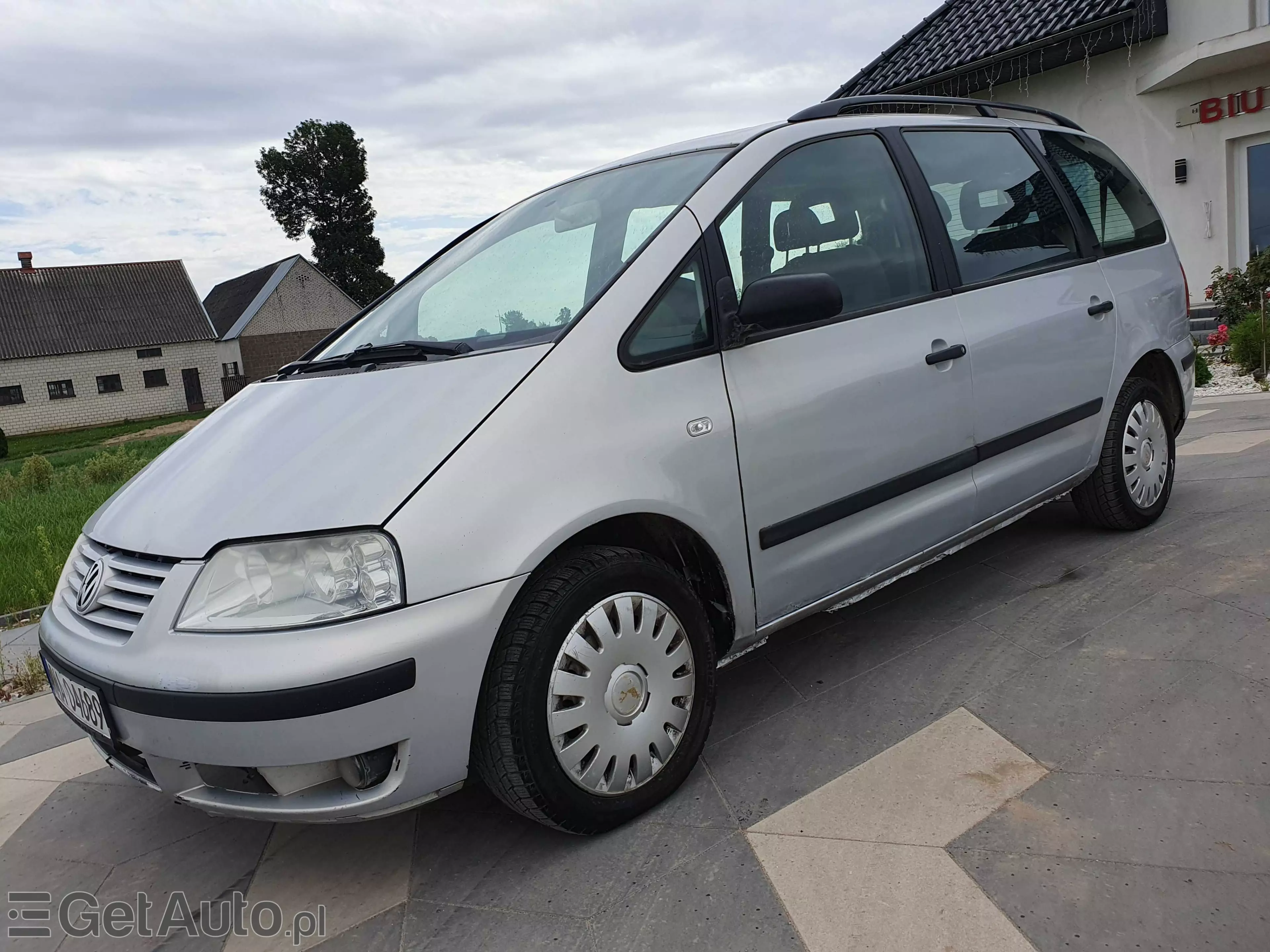 VOLKSWAGEN Sharan 