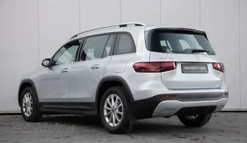 MERCEDES-BENZ GLB 