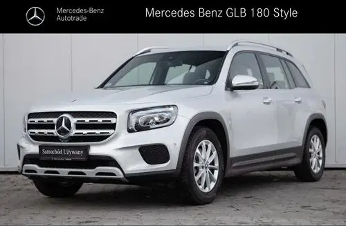 MERCEDES-BENZ GLB 