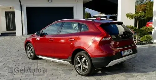 VOLVO V40 Cross Country 