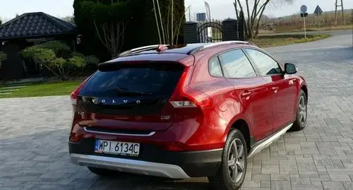 VOLVO V40 Cross Country 