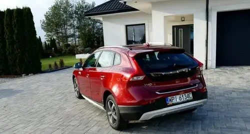 VOLVO V40 Cross Country 