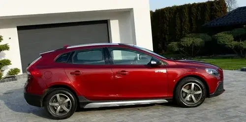 VOLVO V40 Cross Country 