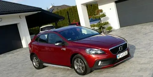 VOLVO V40 Cross Country 