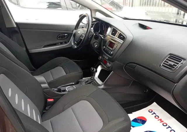 KIA Ceed 1.6 GDI L DCT