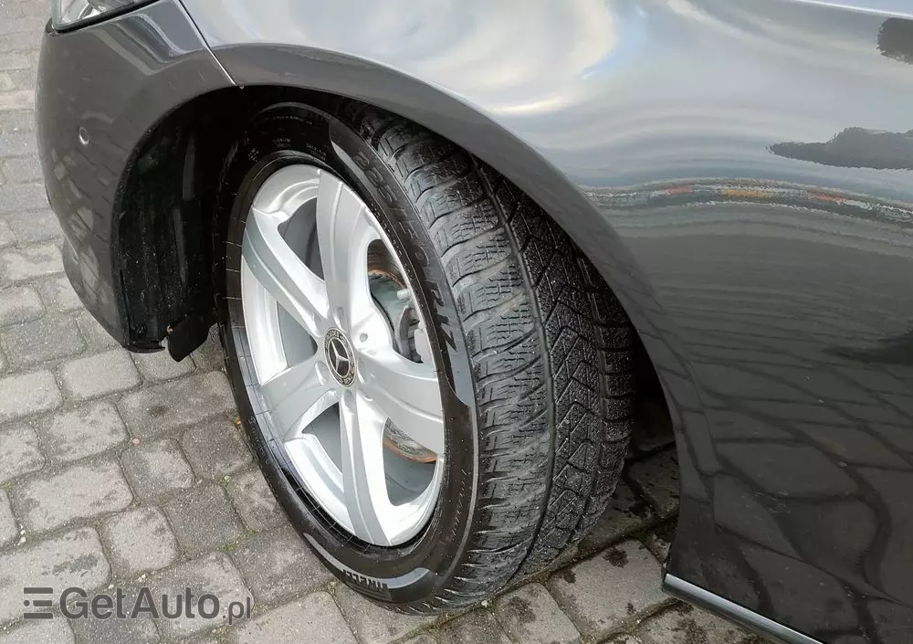 MERCEDES-BENZ Klasa C 220 d 4Matic T 9G-TRONIC Avantgarde
