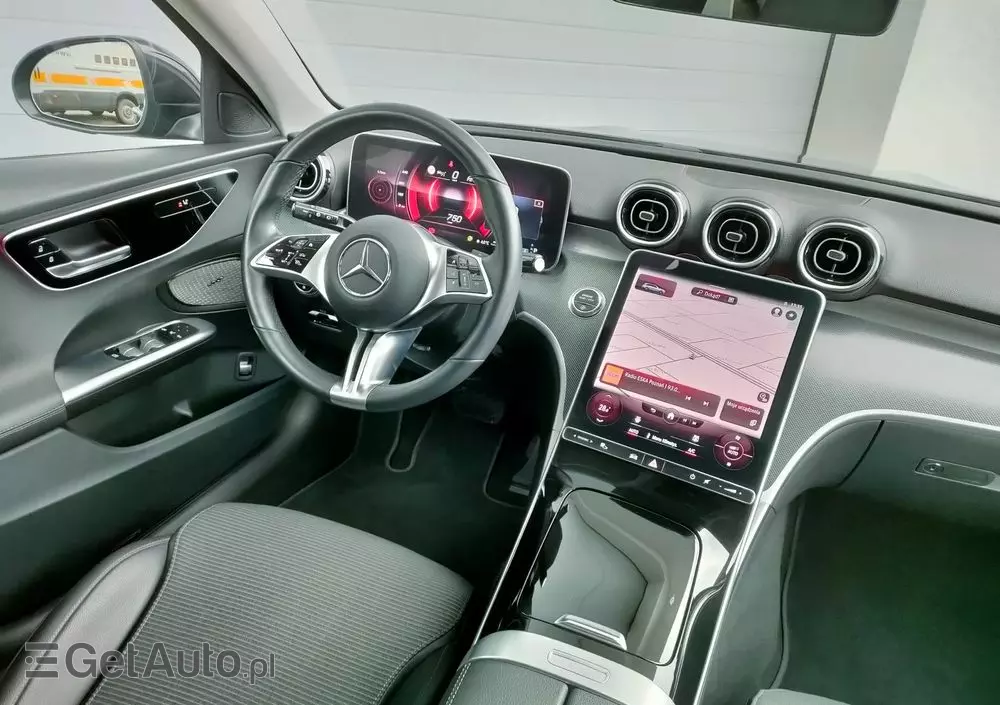 MERCEDES-BENZ Klasa C 220 d 4Matic T 9G-TRONIC Avantgarde