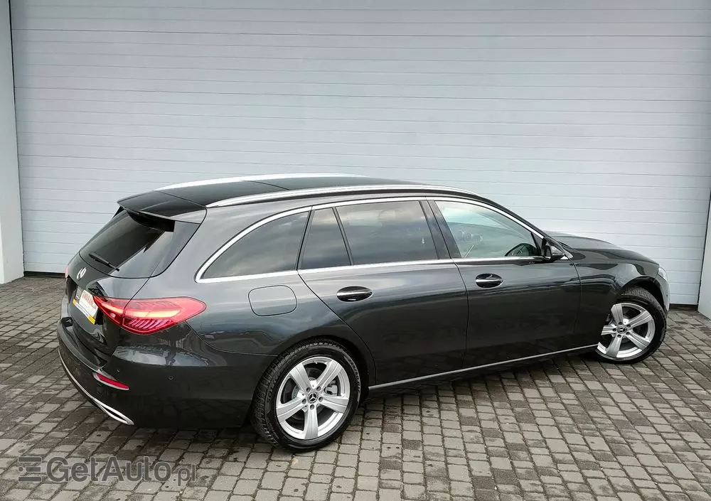 MERCEDES-BENZ Klasa C 220 d 4Matic T 9G-TRONIC Avantgarde